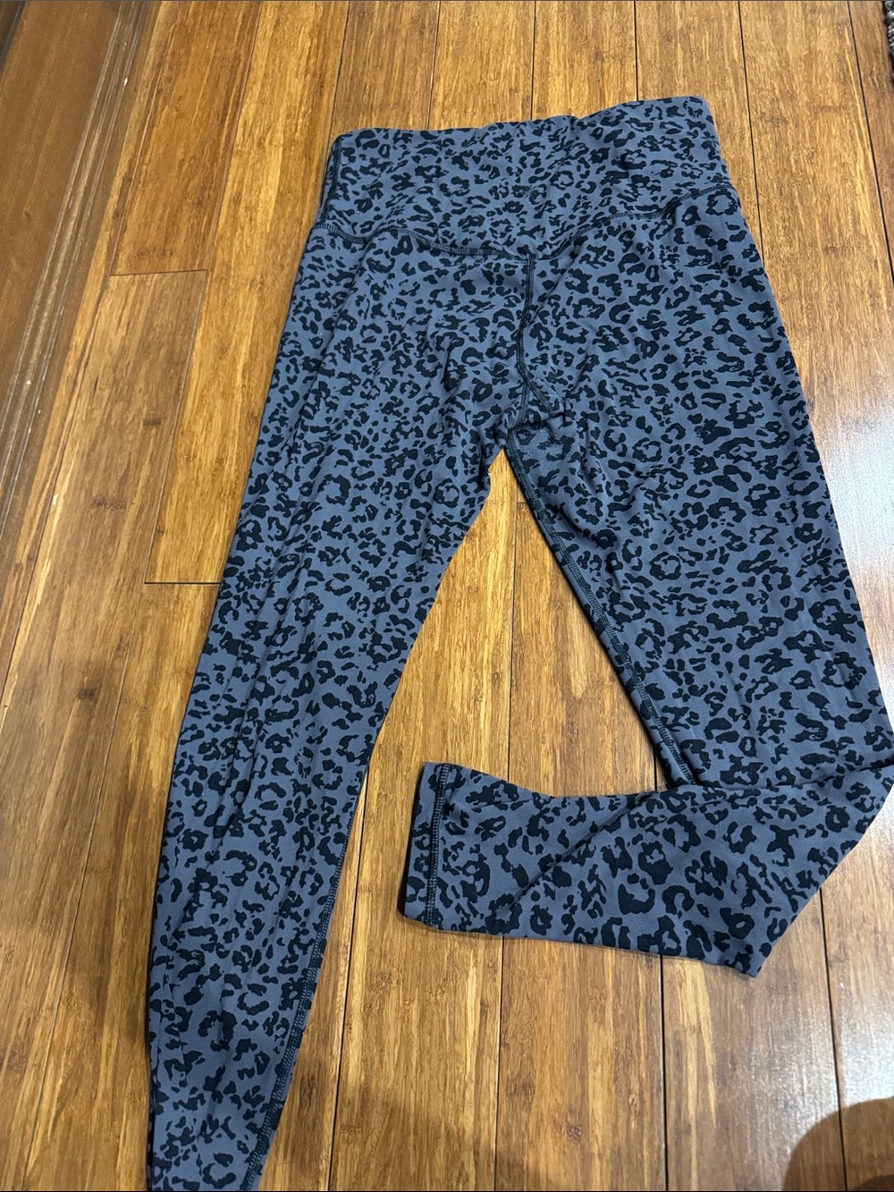 Athleta Black and Charcoal Leopard Print High-Rise Leggings - Picture 3 of 4
